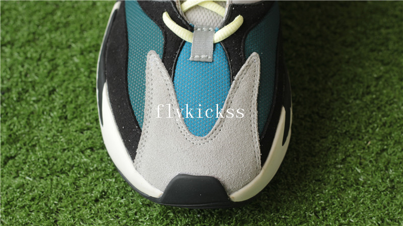 Adidas Kanye West Yeezy Wave Runner 700 Boost